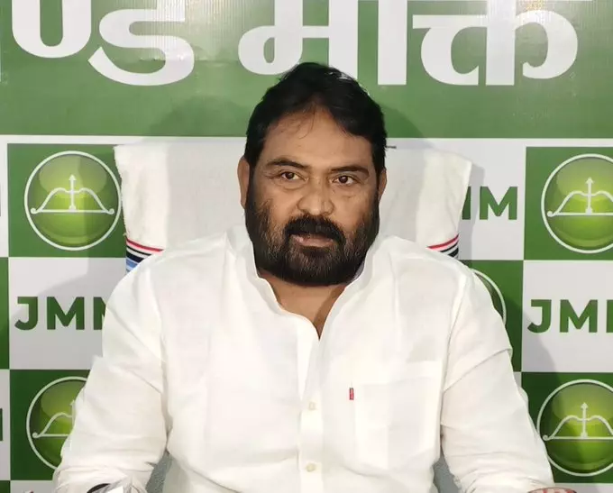 झामुमो महासचिव सह प्रवक्ता विनोद पांडेय का बयान,कहा 'बाबूलाल हताश है'